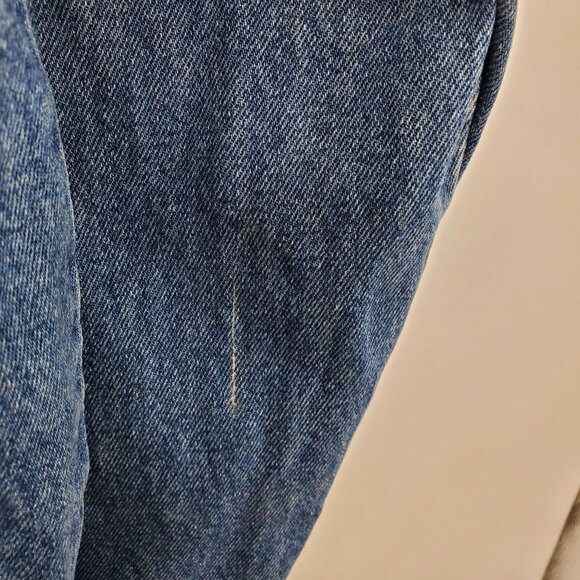 Vintage Looney Tunes Tasmanian Devil Mean and Rough Patch Jean Jacket Large - Picture 6 of 16